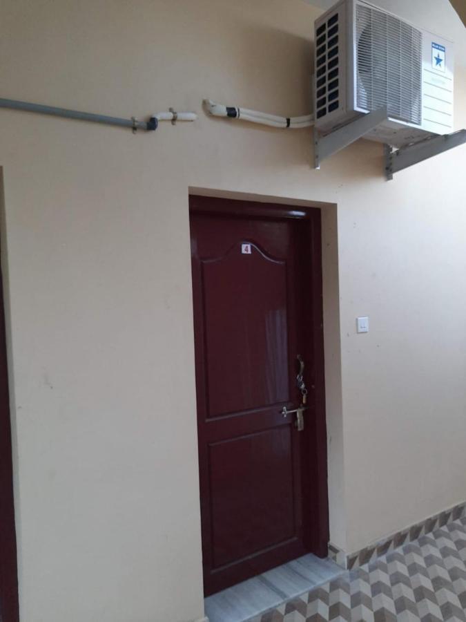 Raghavi Tourist Home Канякумари Екстериор снимка