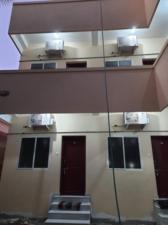 Raghavi Tourist Home Канякумари Екстериор снимка