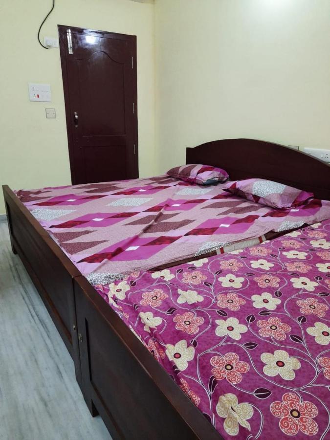 Raghavi Tourist Home Канякумари Екстериор снимка