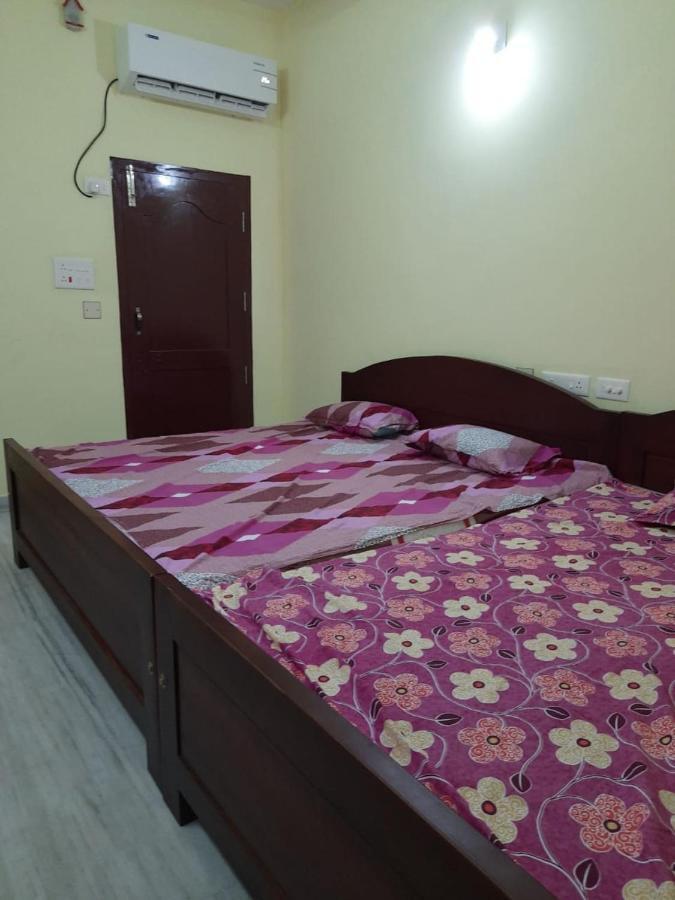 Raghavi Tourist Home Канякумари Екстериор снимка